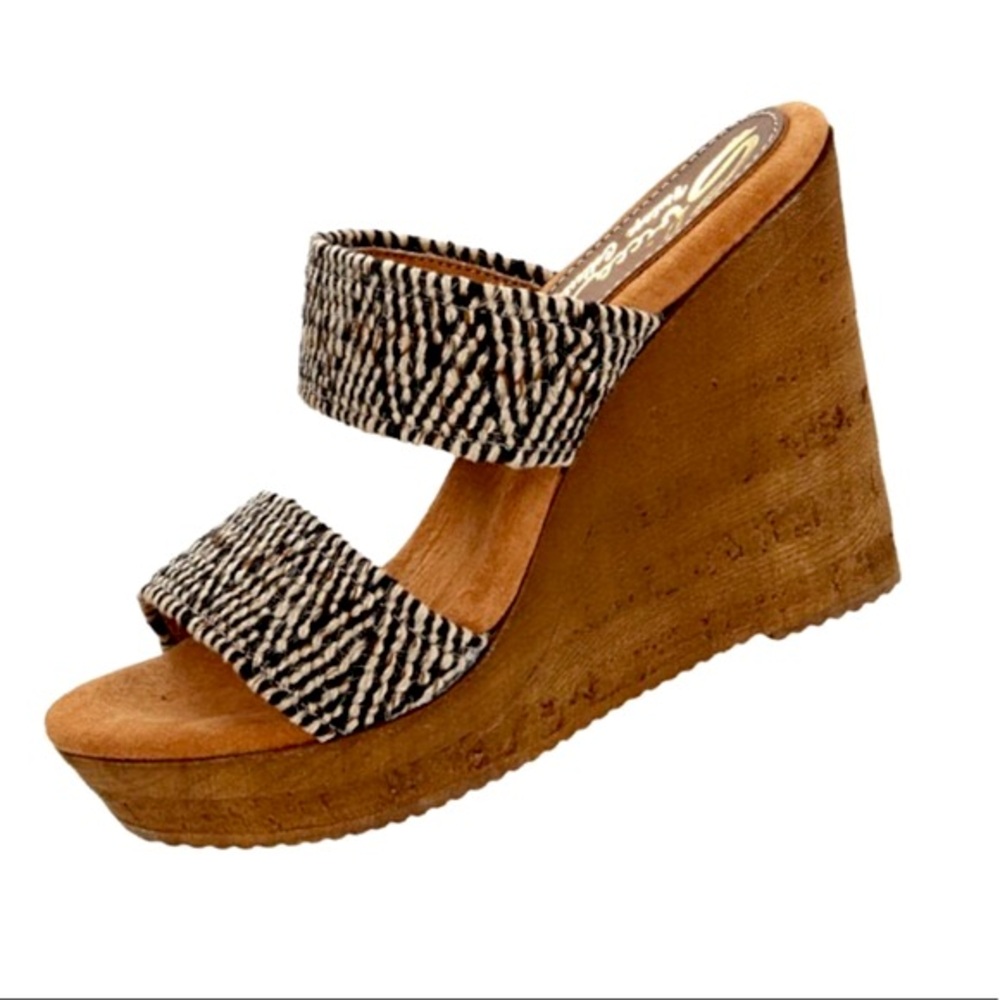 SBICCA Tristan Wedge w. Wide Band Women's Sandal - Size 9